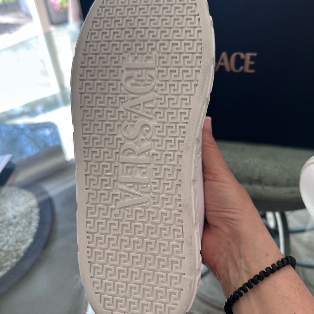 $695 New in Box Versace White Chic Greek Ladies Sneakers Animal Print sz 40 - Picture 15 of 16